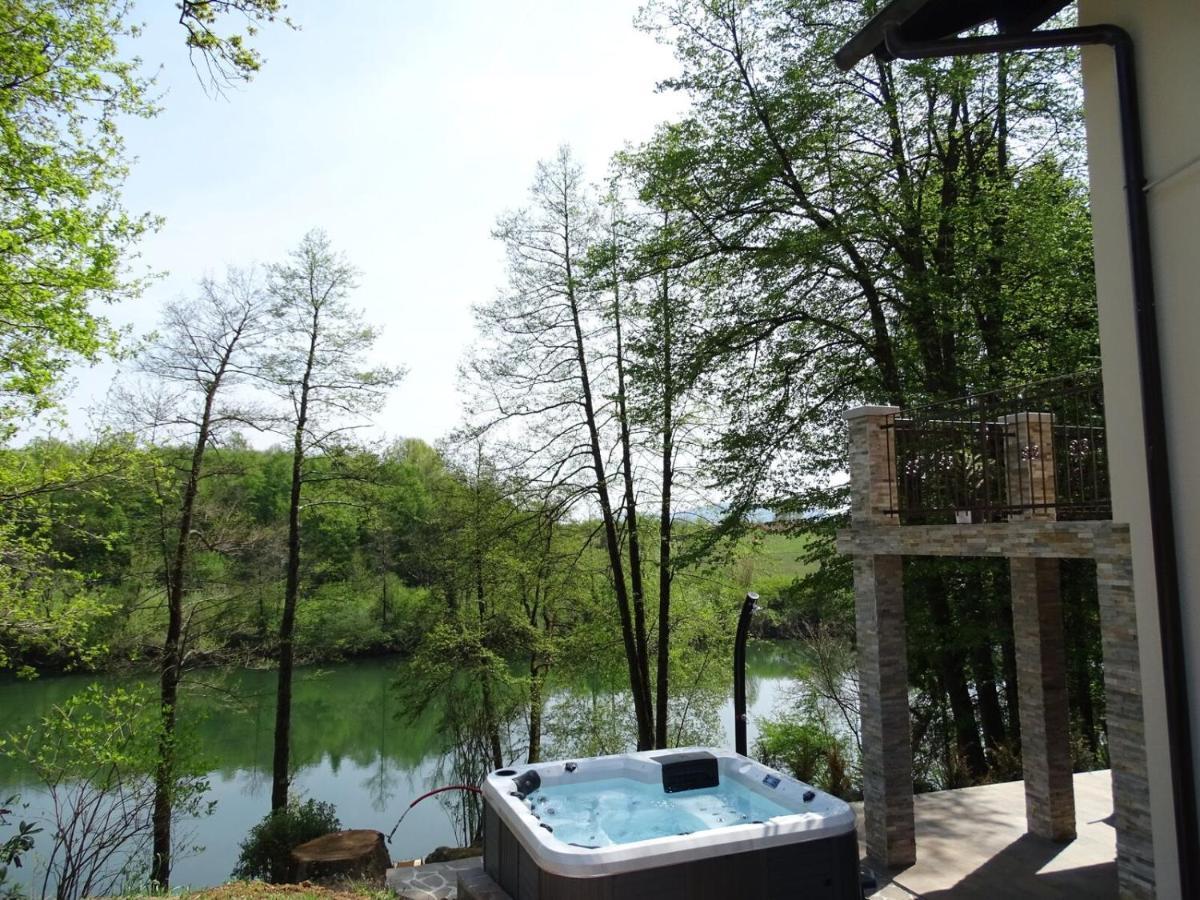 Kolpa Paradise Метліка Екстер'єр фото